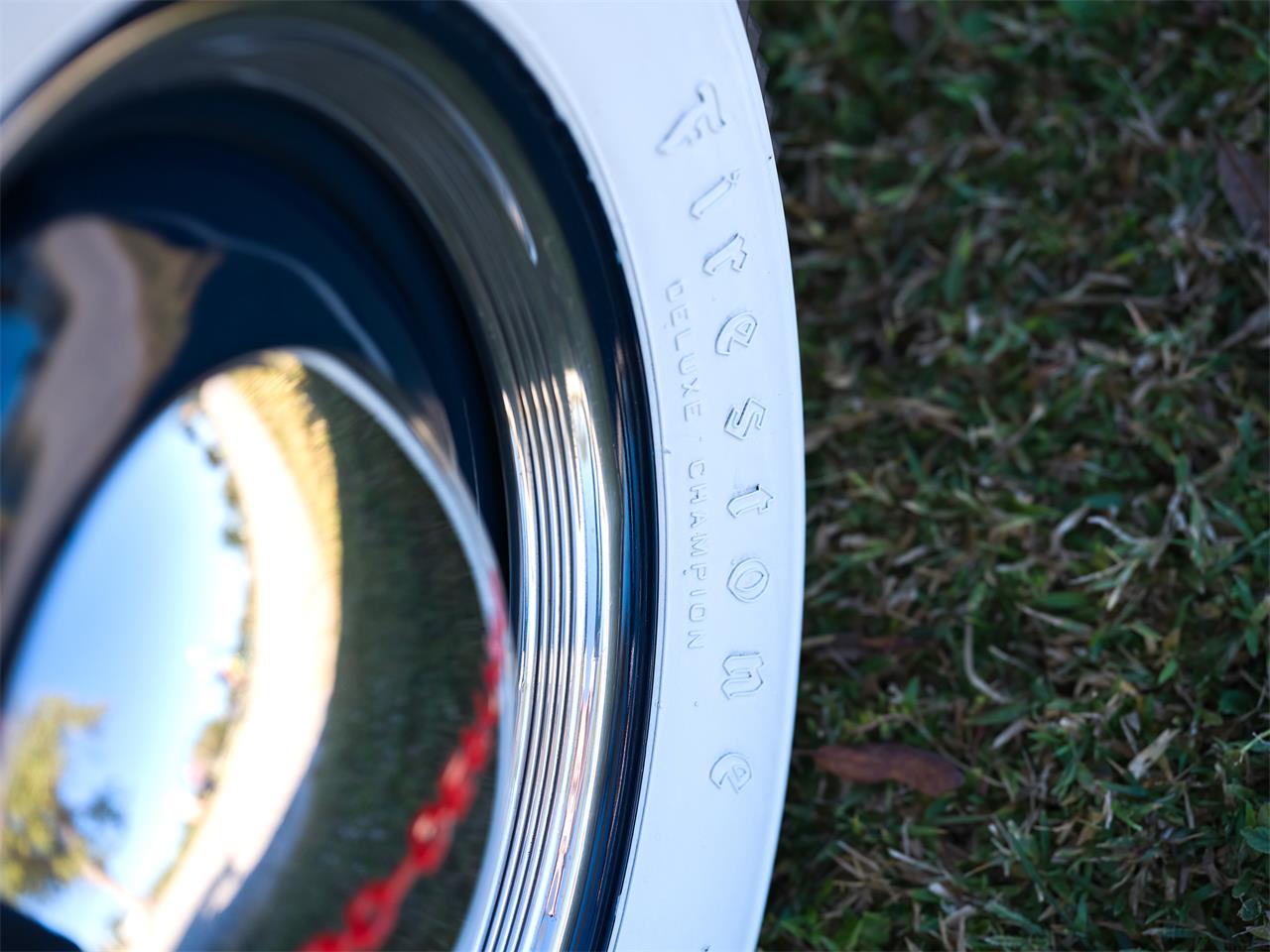 Ford-Deluxe-1940-Lyon-Blue-Tan-55