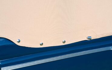 Ford-Deluxe-1940-Lyon-Blue-Tan-61