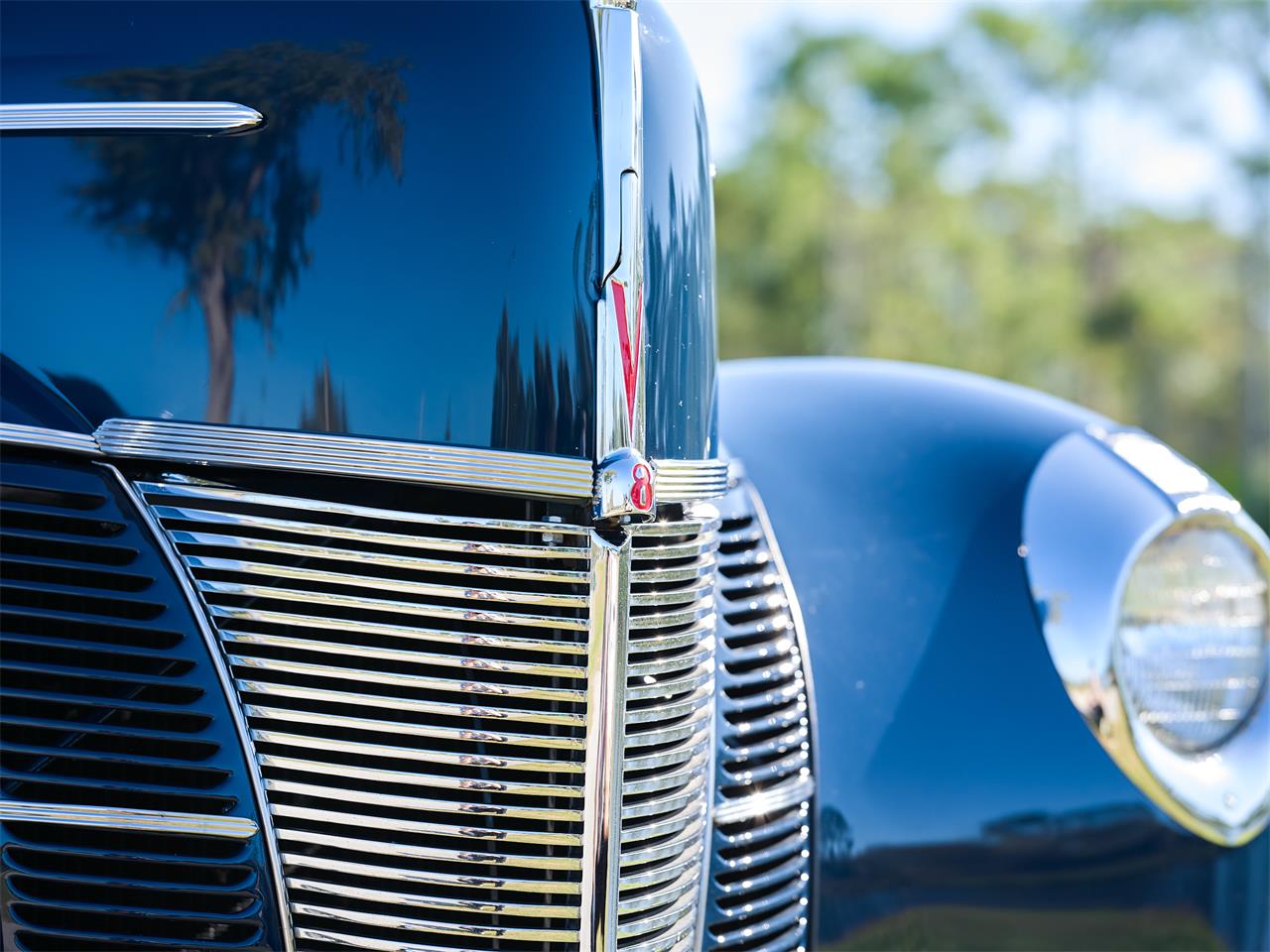 Ford-Deluxe-1940-Lyon-Blue-Tan-64