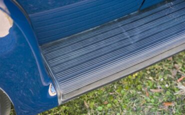 Ford-Deluxe-1940-Lyon-Blue-Tan-75