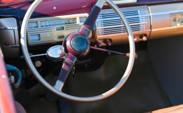 Ford-Deluxe-1940-Lyon-Blue-Tan-79