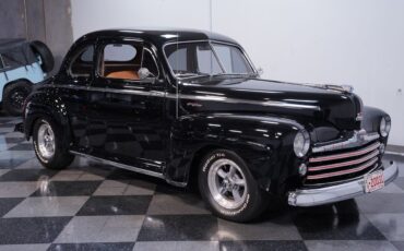 Ford-Deluxe-1947-Coupe-13