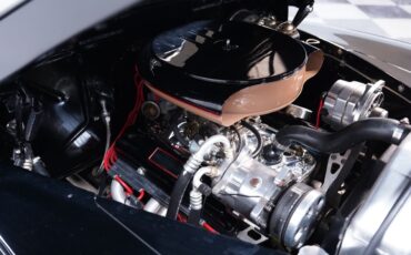 Ford-Deluxe-1947-Coupe-29