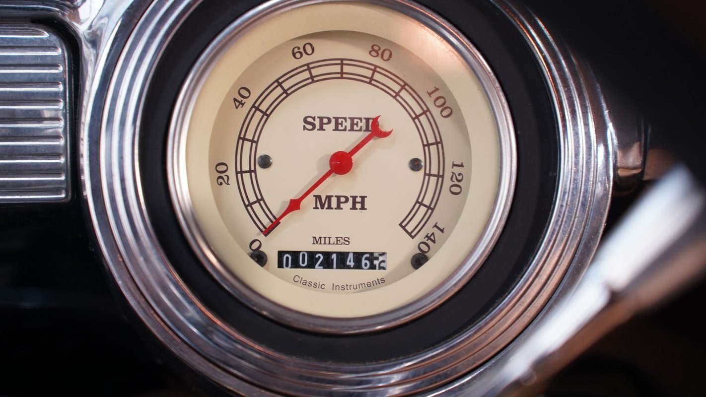 Ford-Deluxe-1947-Coupe-36