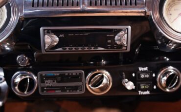 Ford-Deluxe-1947-Coupe-37