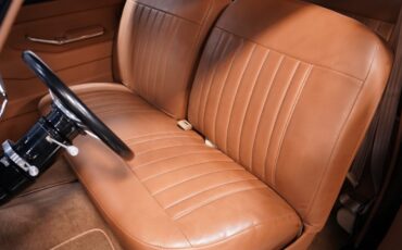 Ford-Deluxe-1947-Coupe-38