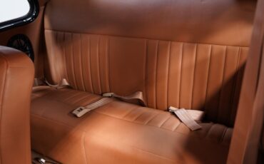 Ford-Deluxe-1947-Coupe-39