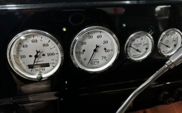 Ford-Deluxe-Coupe-1938-28