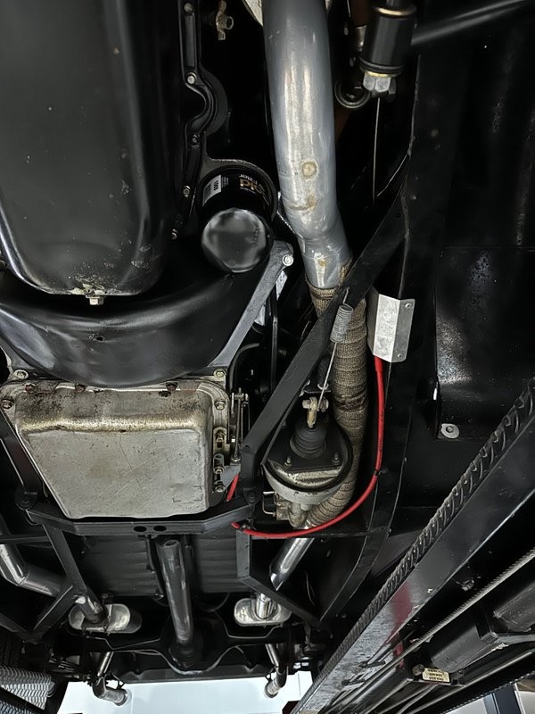 Ford-Deluxe-Coupe-1938-33