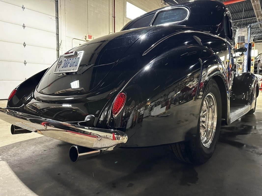 Ford-Deluxe-Coupe-1938-7