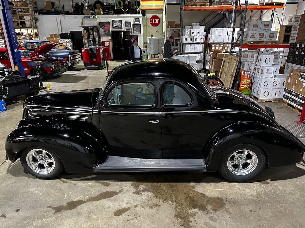Ford-Deluxe-Coupe-1938-8