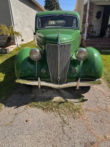 Ford-Deluxe-Tudor-1936-Coupe-11