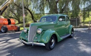 Ford-Deluxe-Tudor-1936-Coupe-3