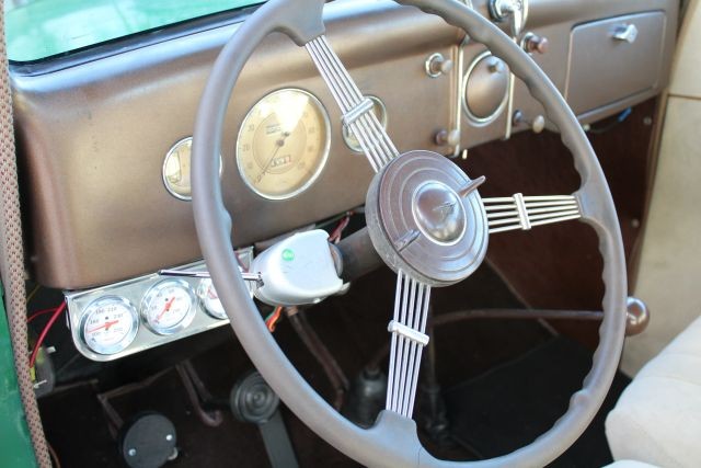 Ford-Deluxe-Tudor-1936-Coupe-38