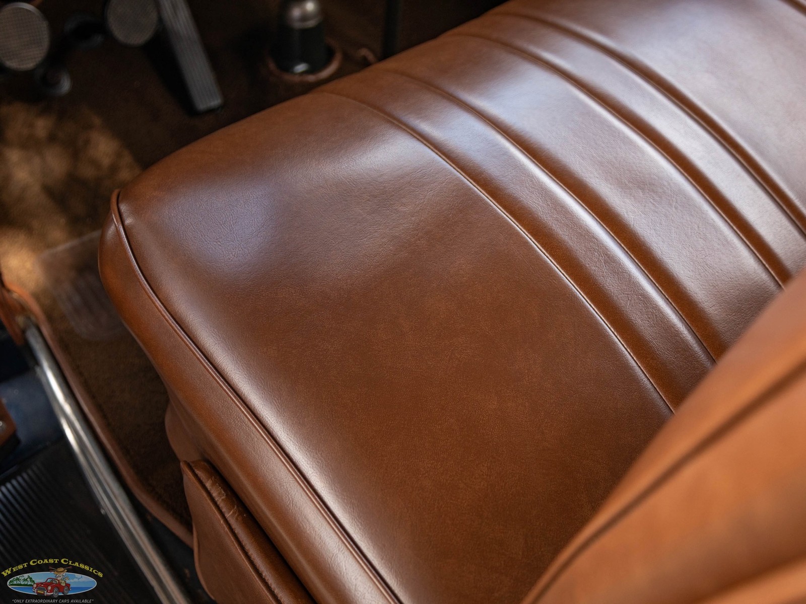 Ford-Deluxe-V8-2-Passenger-Cabriolet-1936-2-Door-Convertible-32