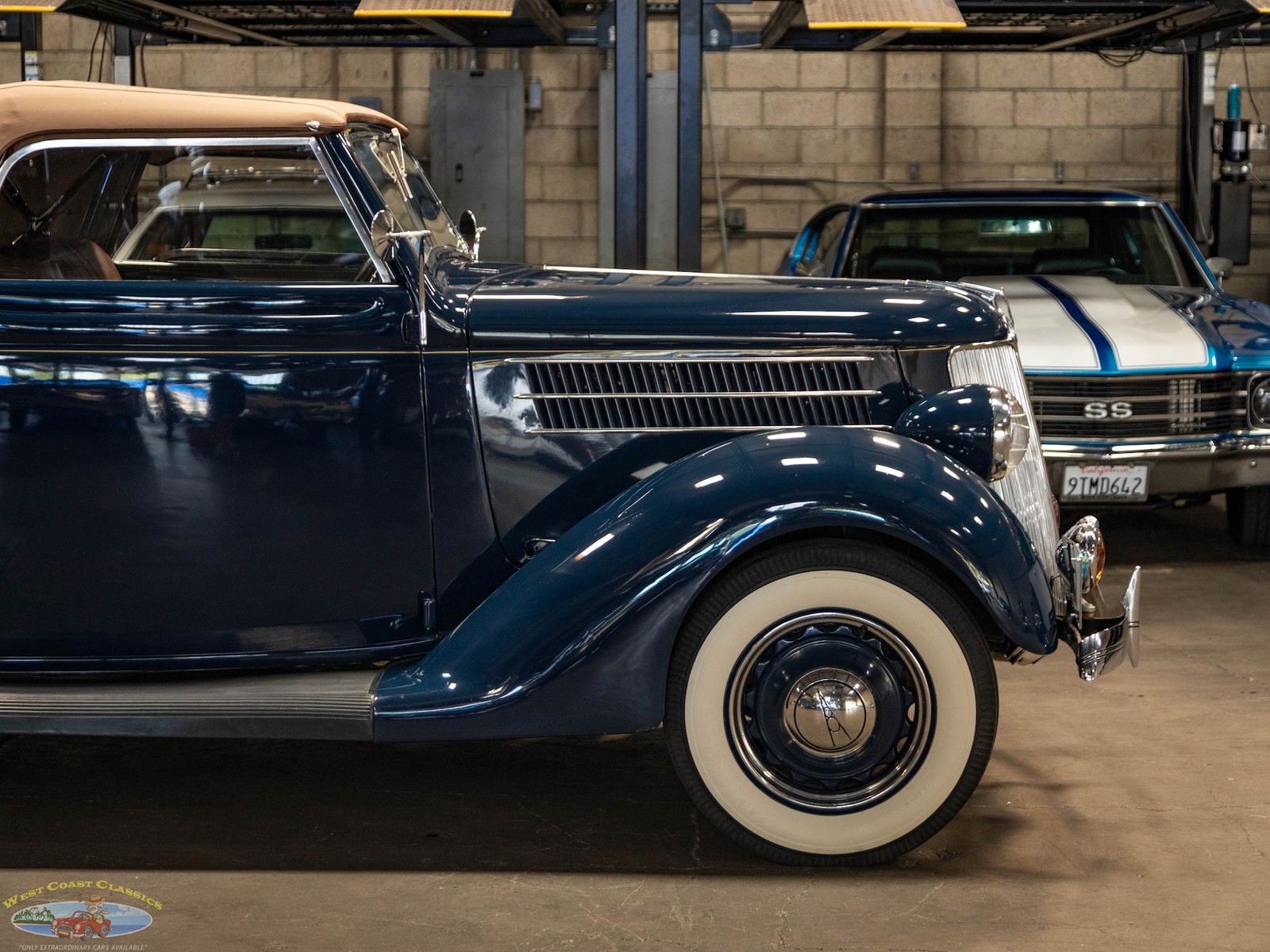 Ford-Deluxe-V8-2-Passenger-Cabriolet-1936-2-Door-Convertible-7