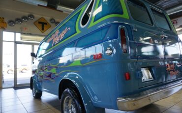 Ford-E-Series-Van-1974-Classic-Car-15