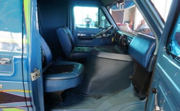 Ford-E-Series-Van-1974-Classic-Car-22