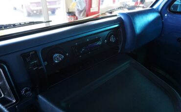 Ford-E-Series-Van-1974-Classic-Car-27