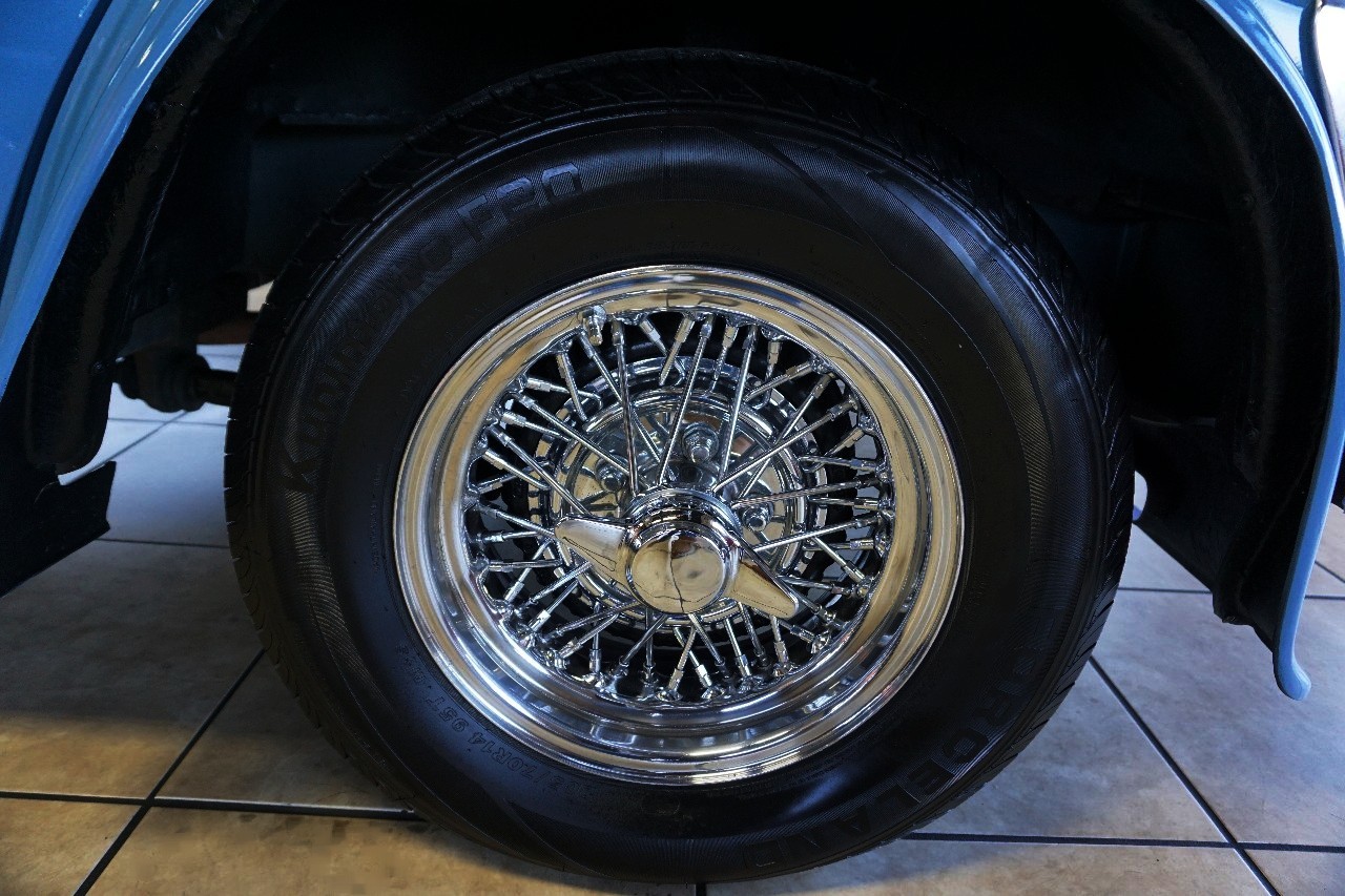 Ford-E-Series-Van-1974-Classic-Car-28