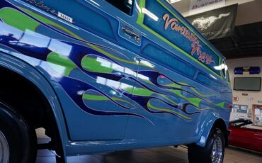 Ford-E-Series-Van-1974-Classic-Car-32