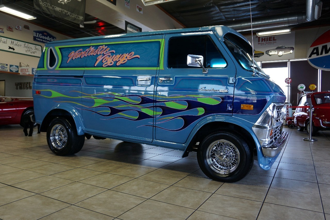 Ford-E-Series-Van-1974-Classic-Car-9