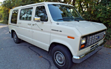Ford-E-Series-Van-1990-Standard-Passenger-Van-1