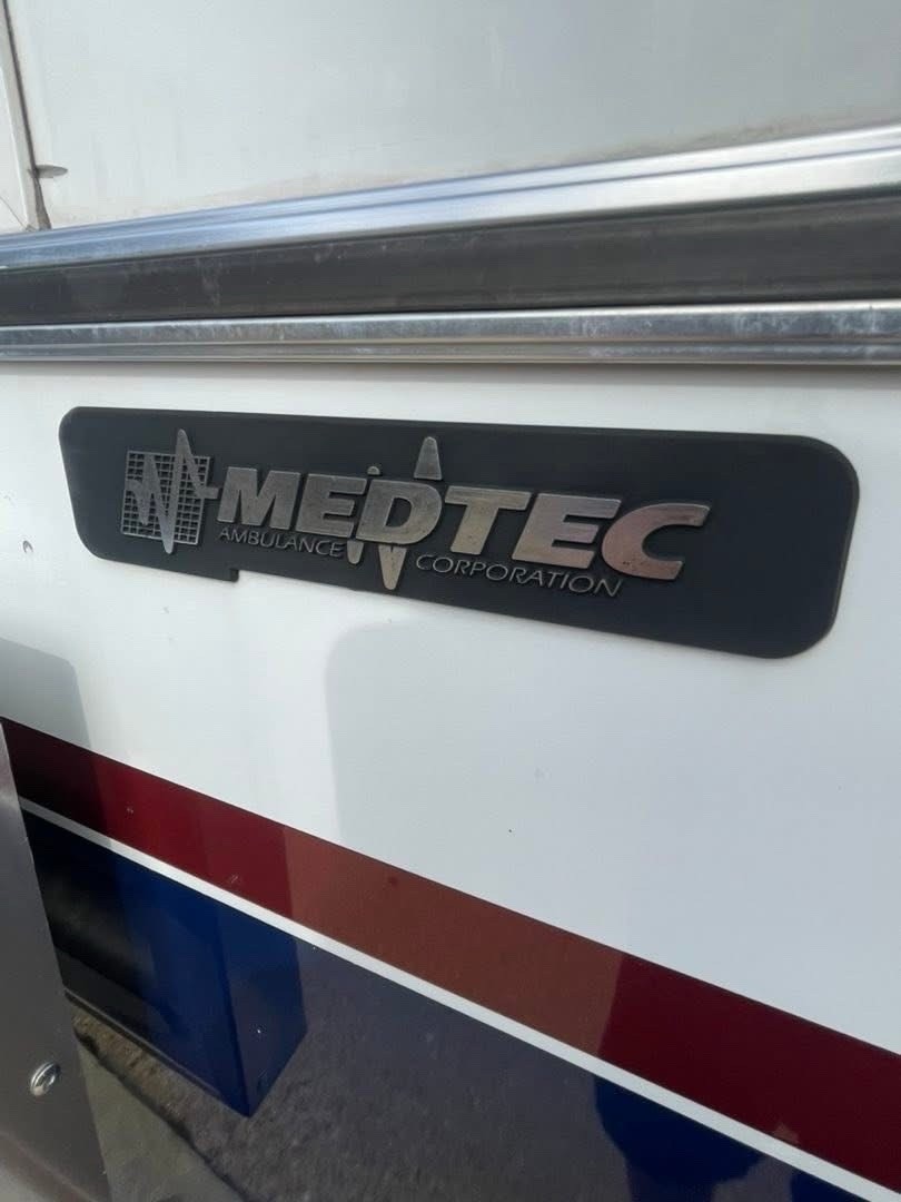 Ford-E-Series-Van-1995-10