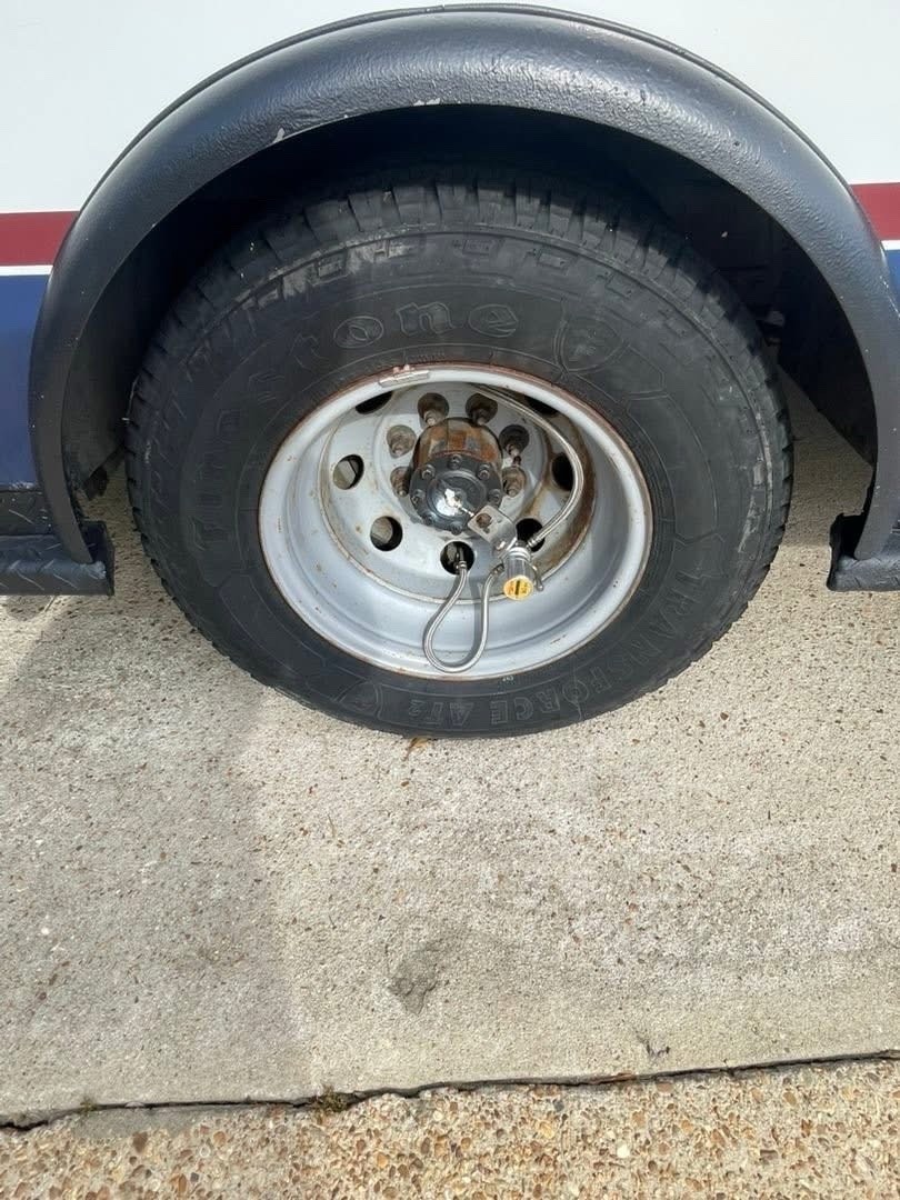 Ford-E-Series-Van-1995-17