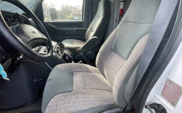 Ford-E-Series-Van-1995-19