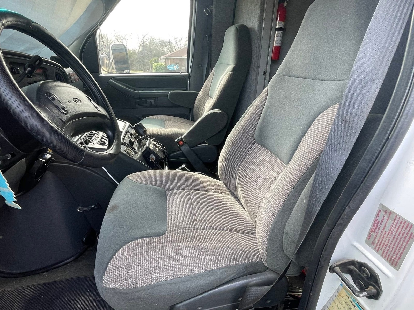 Ford-E-Series-Van-1995-19