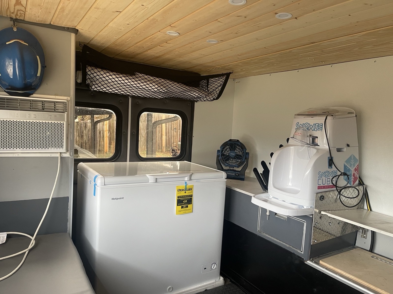 Ford-E-Series-Van-1995-23