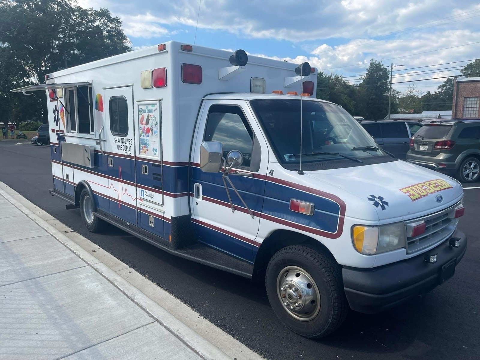 Ford-E-Series-Van-1995-3