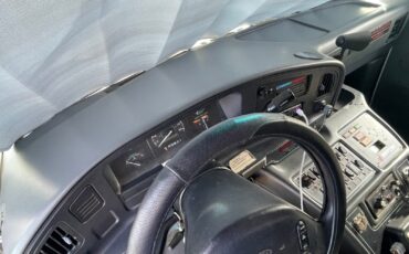 Ford-E-Series-Van-1995-35