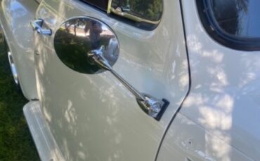 Ford-F-100-1953-Pickup-Truck-12