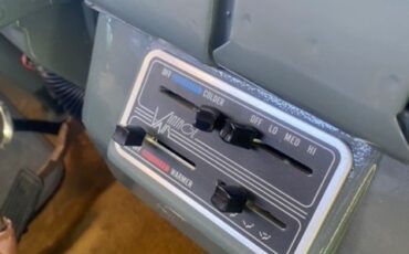 Ford-F-100-1953-Pickup-Truck-16