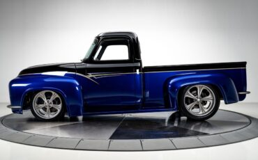 Ford-F-100-1953-Pickup-Truck-17