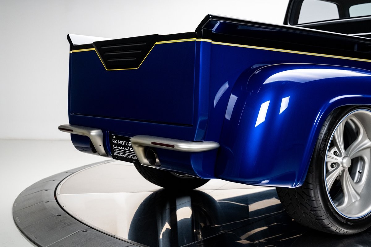 Ford-F-100-1953-Pickup-Truck-22