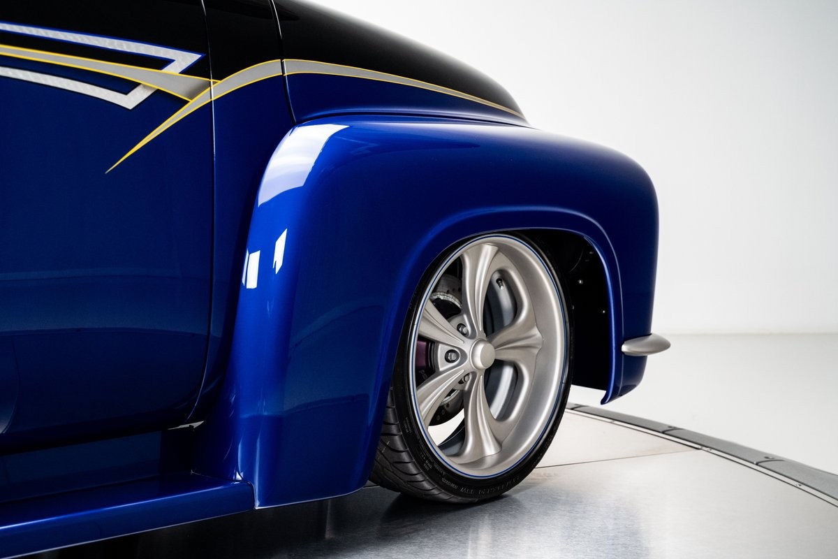 Ford-F-100-1953-Pickup-Truck-25