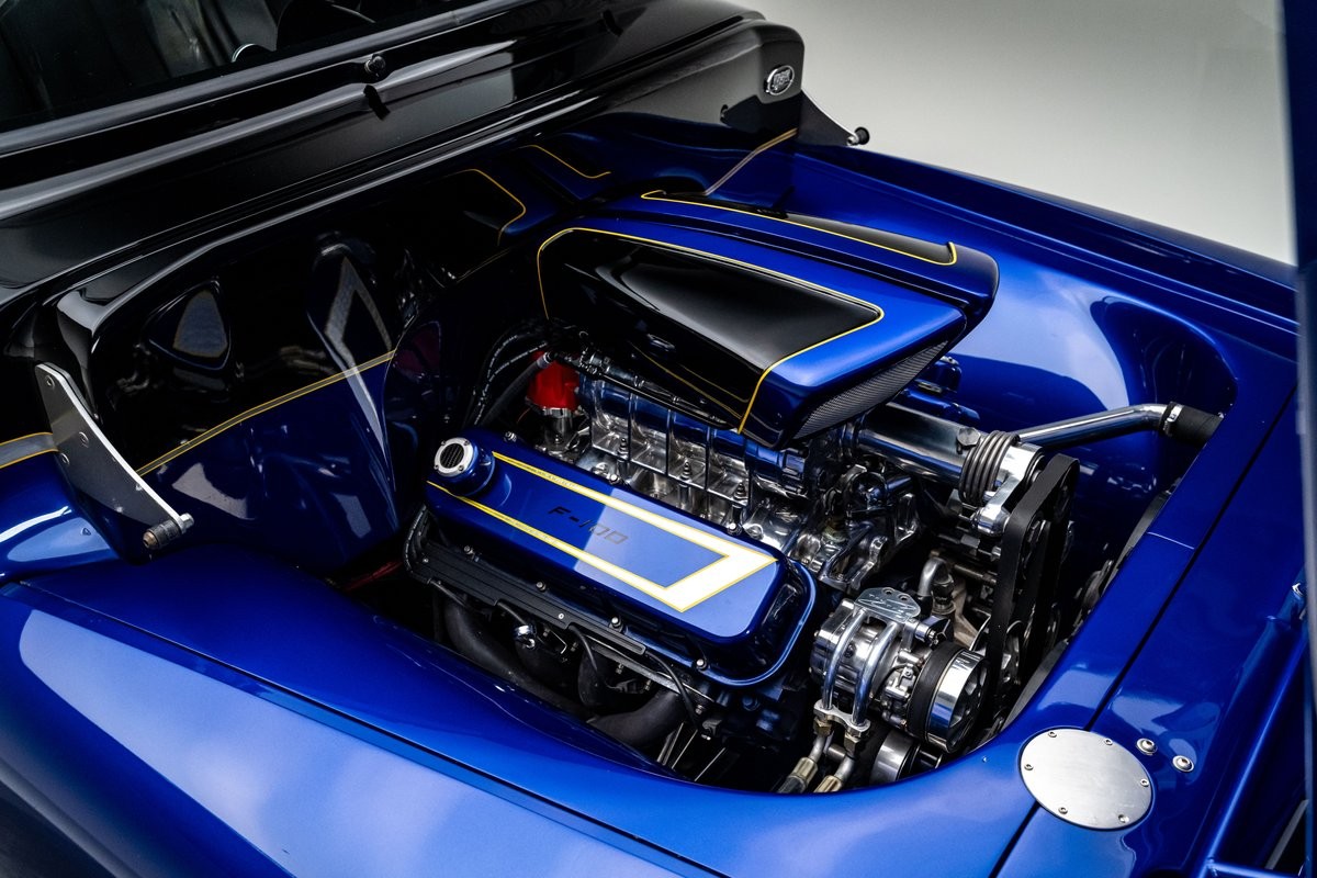 Ford-F-100-1953-Pickup-Truck-29