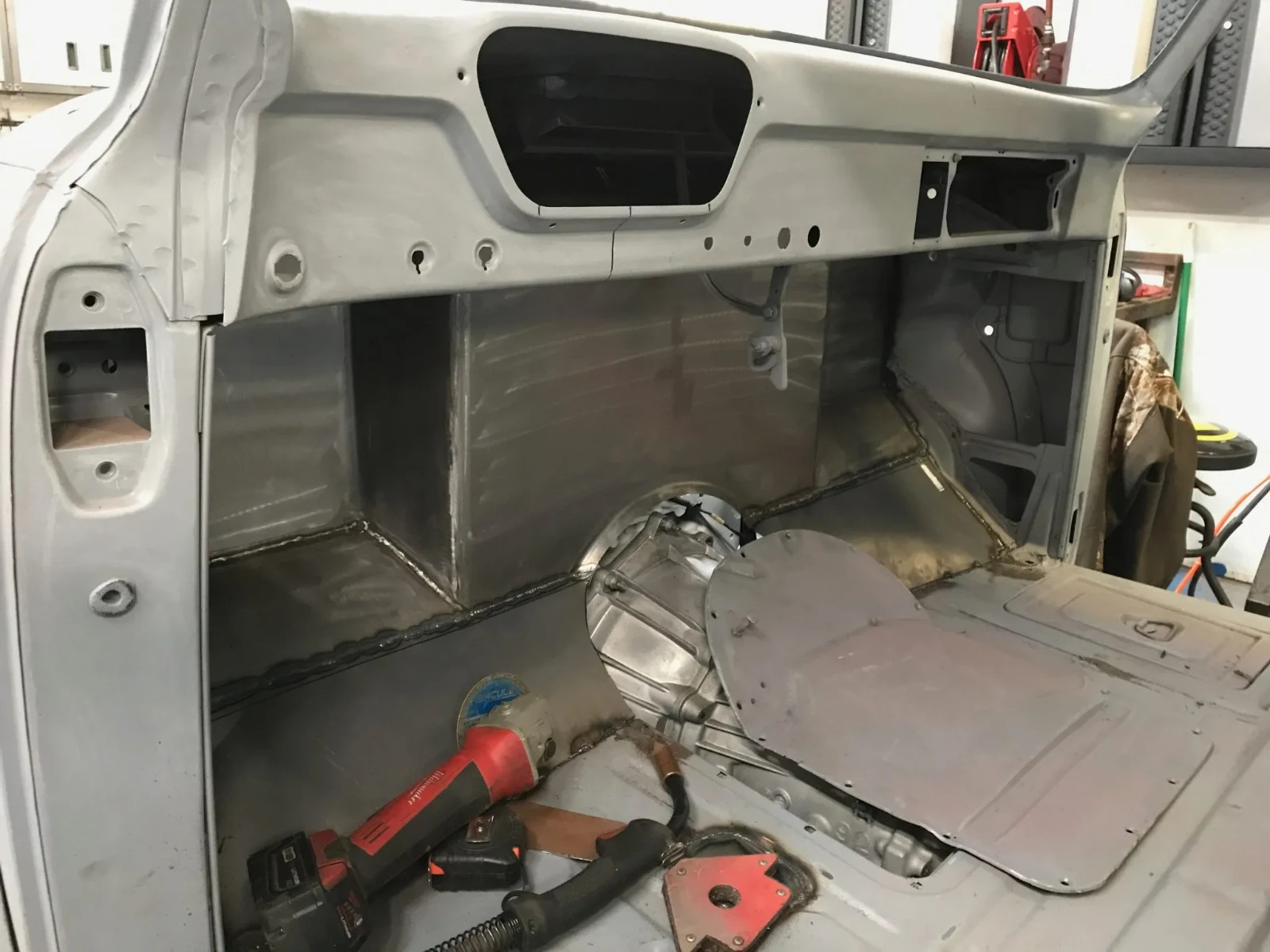 Ford-F-100-1953-Pickup-Truck-33