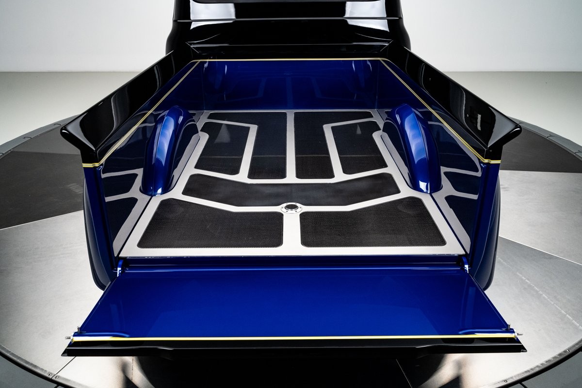 Ford-F-100-1953-Pickup-Truck-39