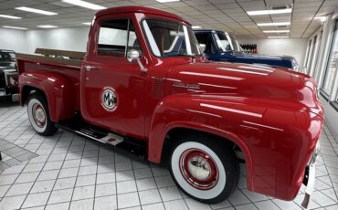 Ford-F-100-1953-Victory-Red-Tan-Leather-16