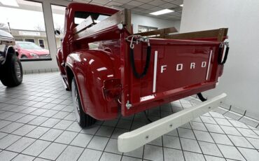 Ford-F-100-1953-Victory-Red-Tan-Leather-23