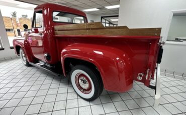 Ford-F-100-1953-Victory-Red-Tan-Leather-24