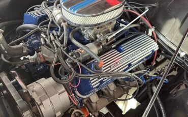 Ford-F-100-1953-Victory-Red-Tan-Leather-31