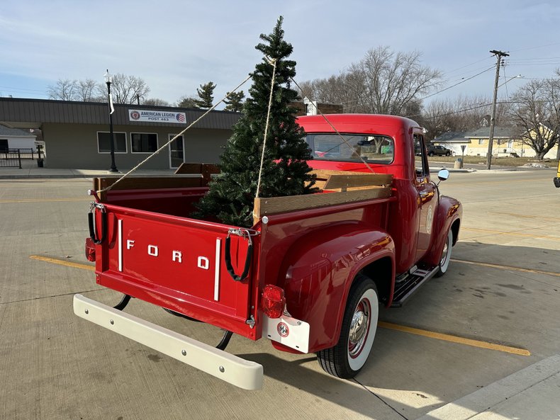 Ford-F-100-1953-Victory-Red-Tan-Leather-33