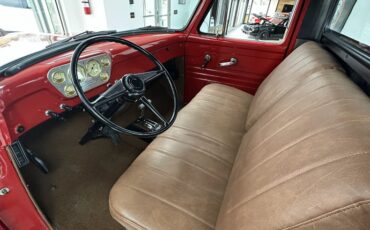 Ford-F-100-1953-Victory-Red-Tan-Leather-8