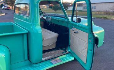 Ford-F-100-1954-Standard-Cab-Pickup-31