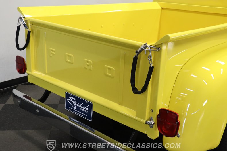 Ford-F-100-1954-Yellow-Tan-40